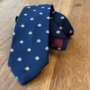 Rare | Smithsonian necktie | blue with shells